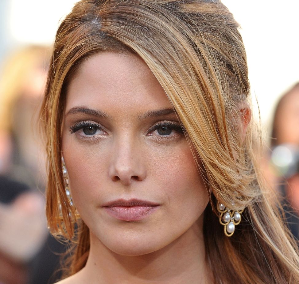 >Ashley Greene