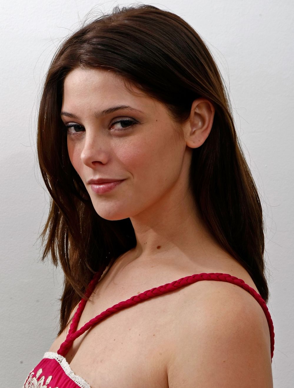 >Ashley Greene