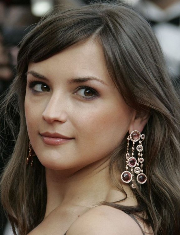 >Rachel Leigh Cook