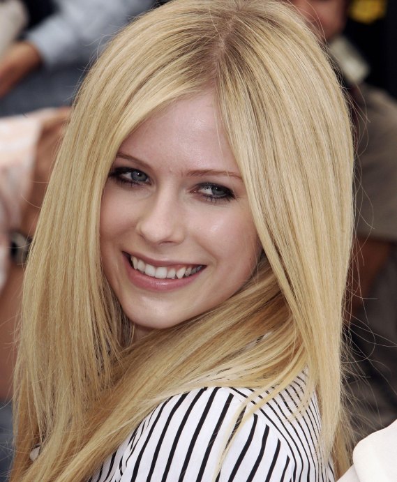 >Avril Lavigne