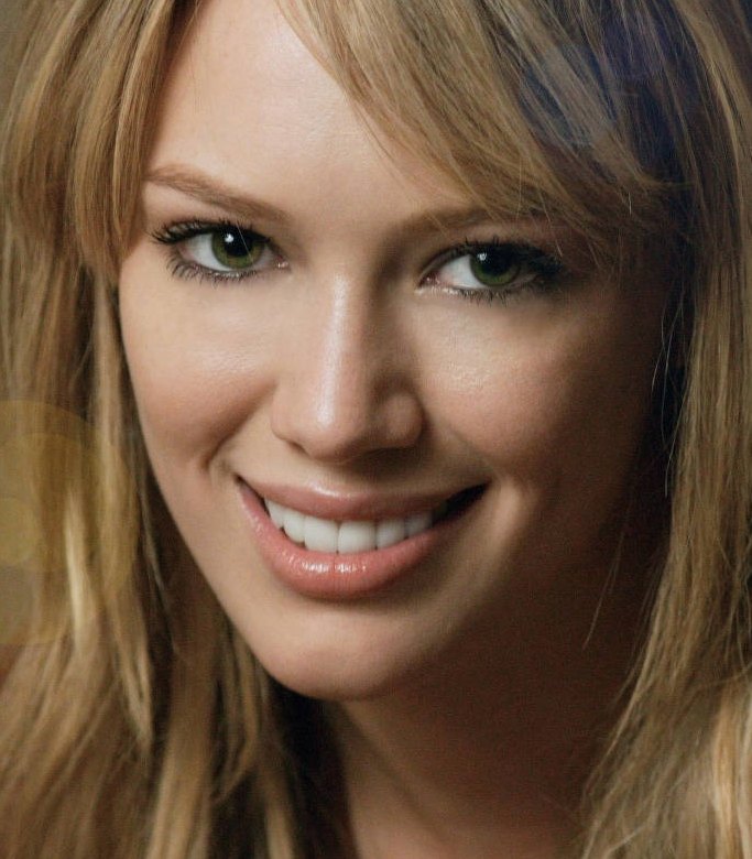 >Hilary Duff