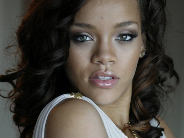 >Rihanna