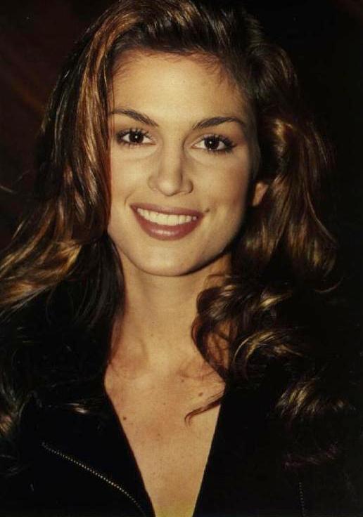 >Cindy Crawford