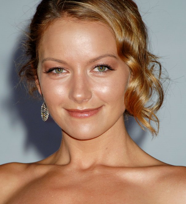 >Becki Newton