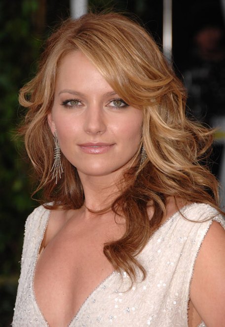 >Becki Newton