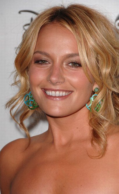 >Becki Newton