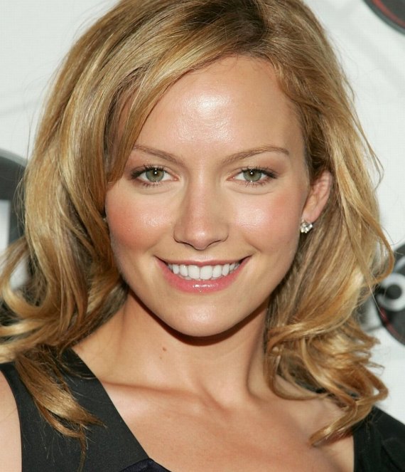 >Becki Newton