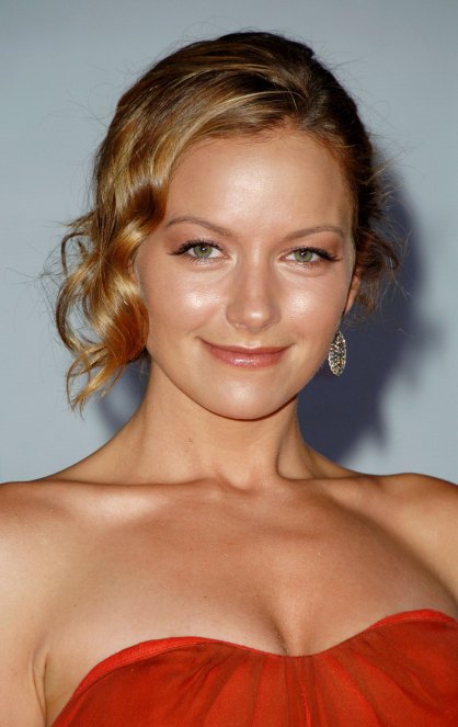 >Becki Newton