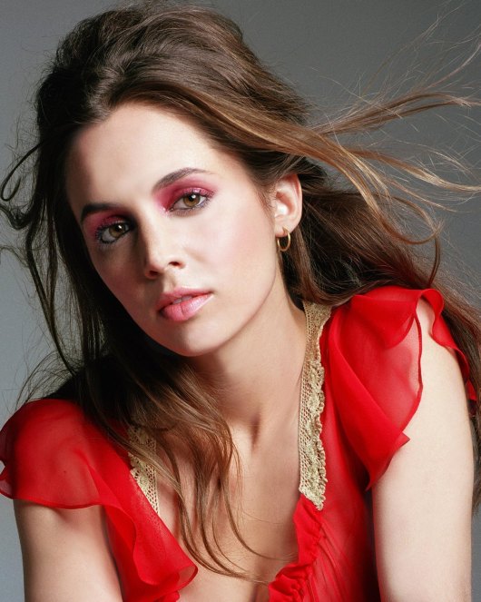 >Eliza Dushku