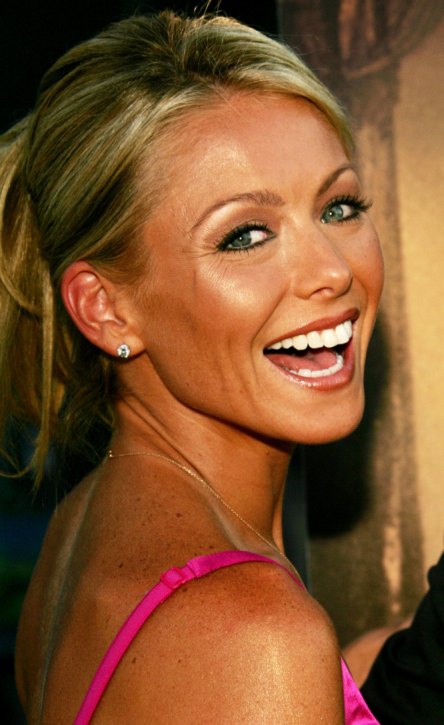 >Kelly Ripa