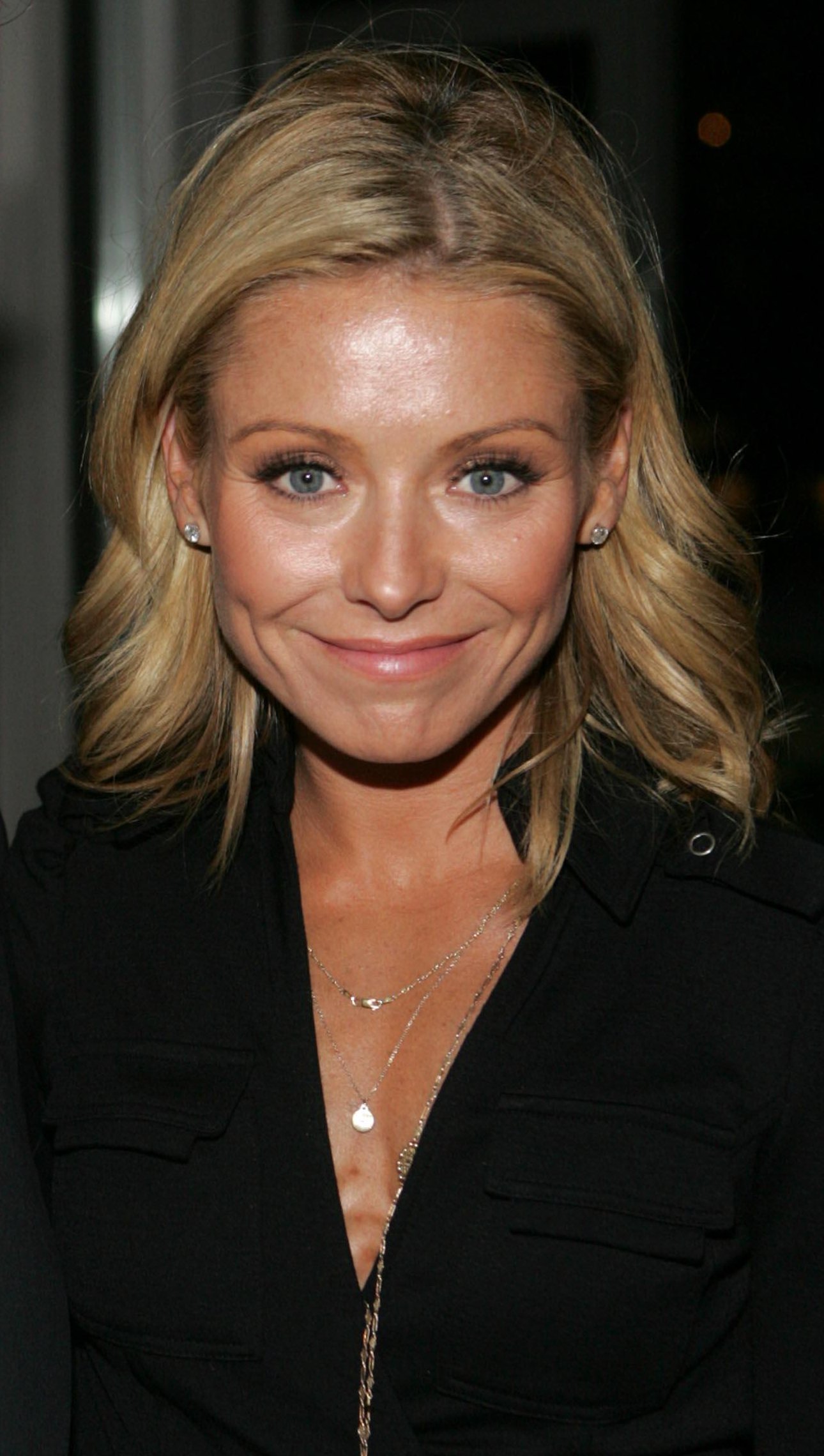 >Kelly Ripa