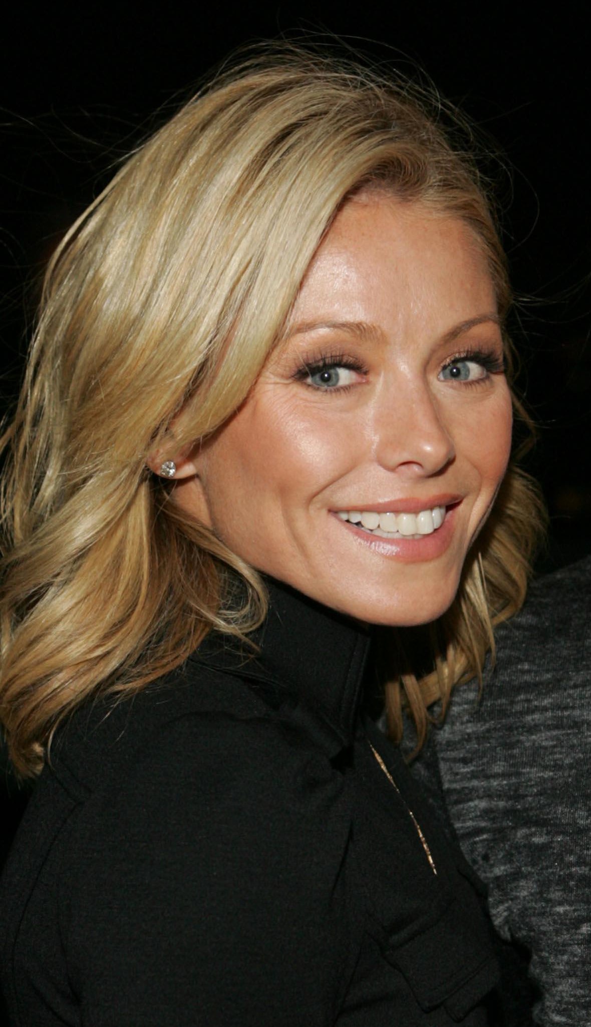 >Kelly Ripa