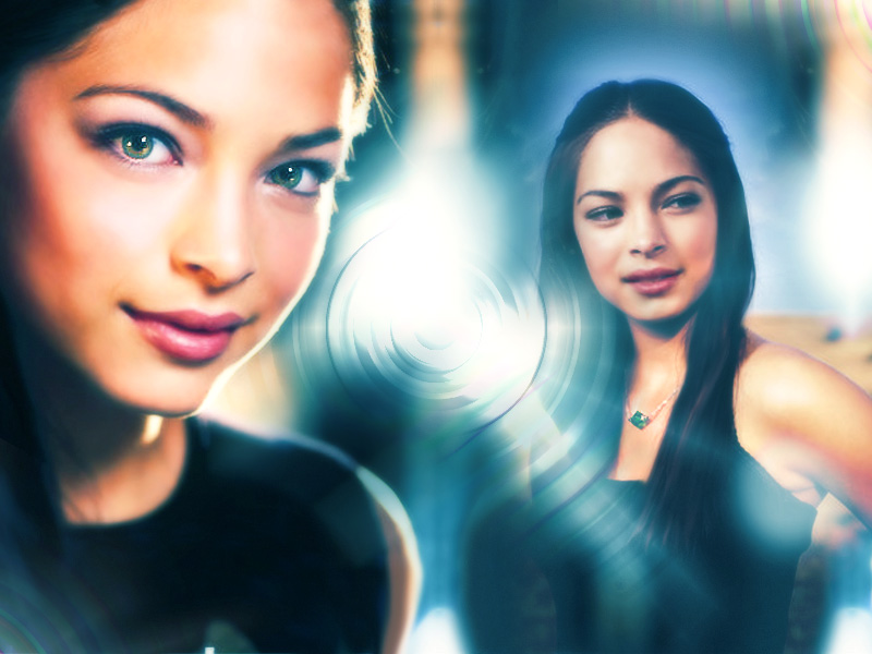 >Kristin Kreuk