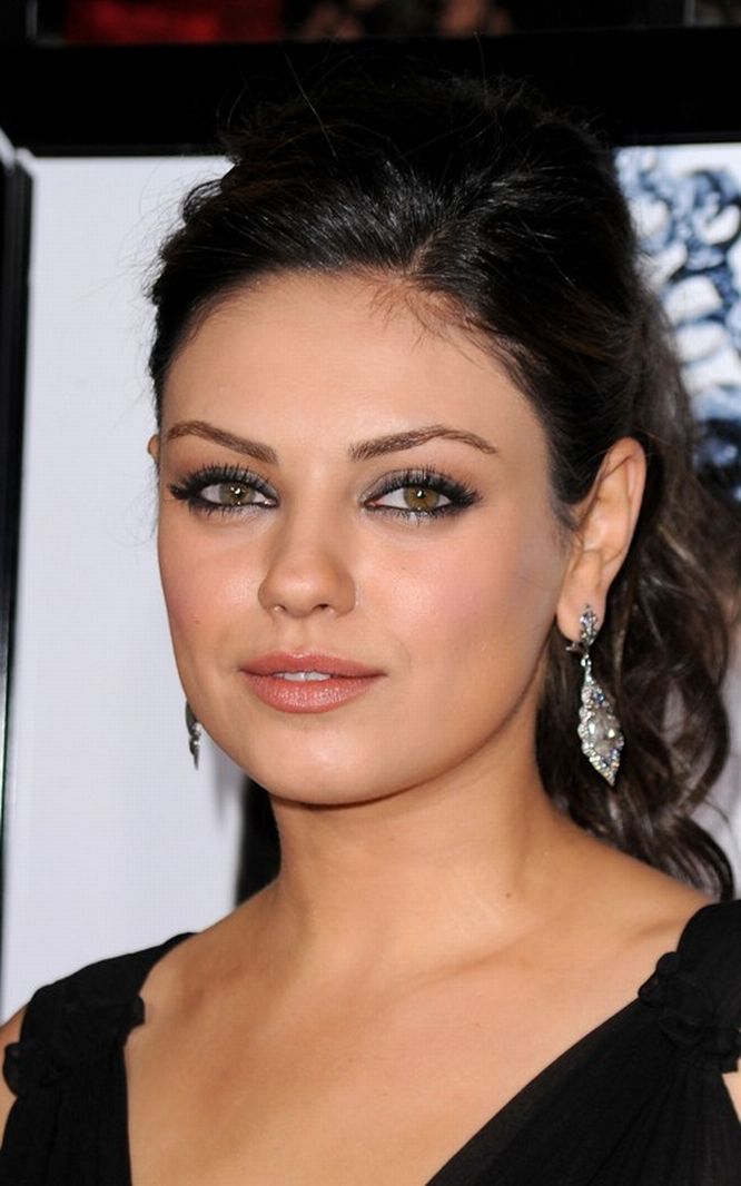 >Mila Kunis