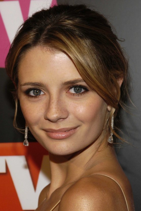 >Mischa Barton