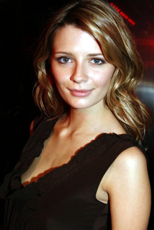 >Mischa Barton