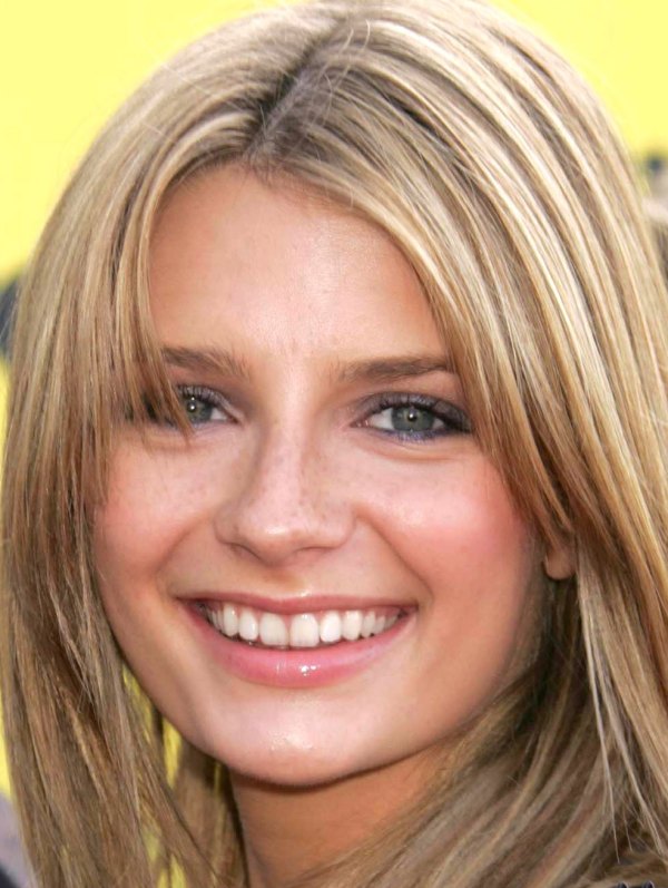 >Mischa Barton