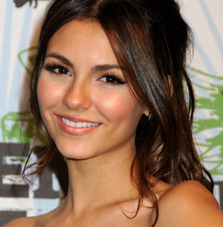 >Victoria Justice