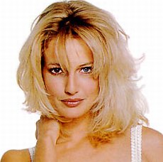 Enter Karen Mulder