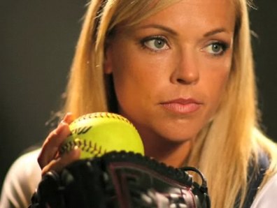 Jennie Finch throws a mean